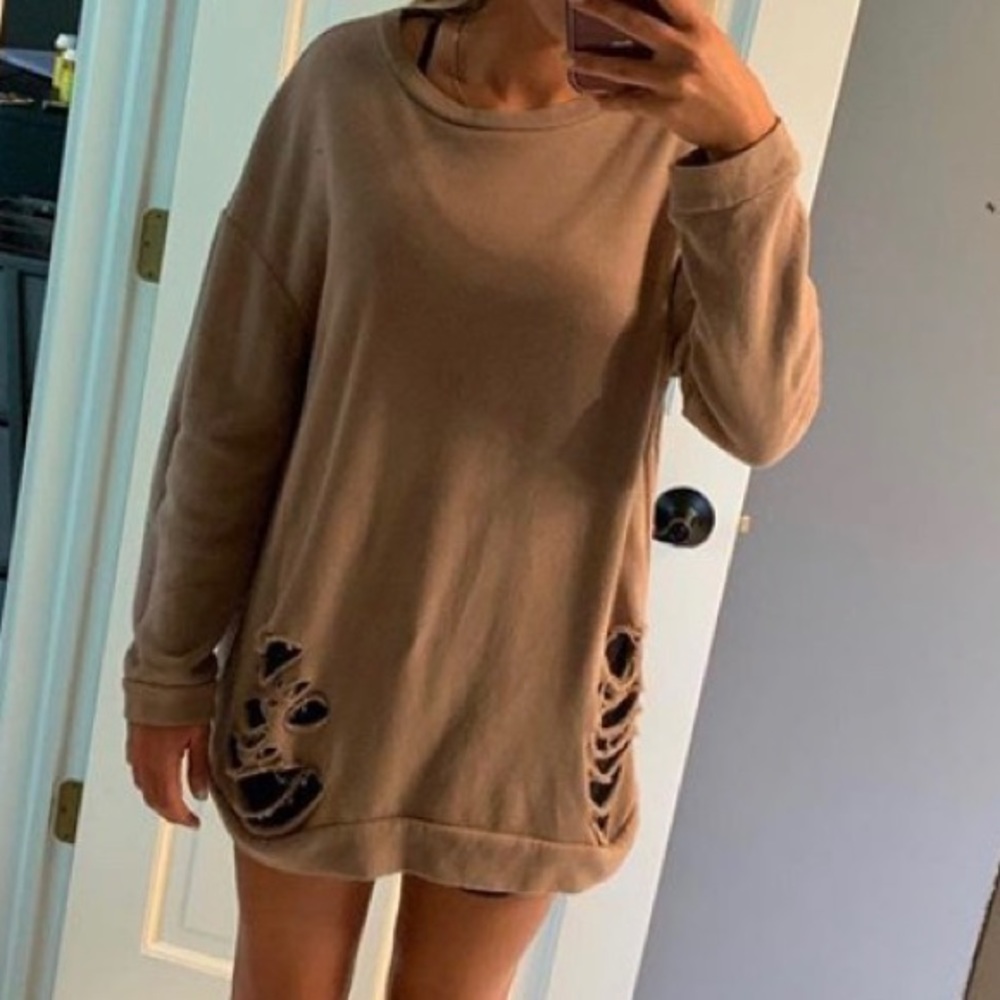 Oversized distressed crewneck